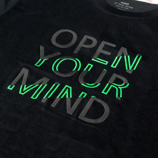 CAMISETA OPEN YOUR MIND PRETA